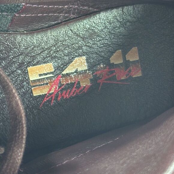 (A) RARE Reebok Amber Rose Muva Fuka Burgundy Gum Top Sneakers, Women's Size 9 - Picture 11 of 14